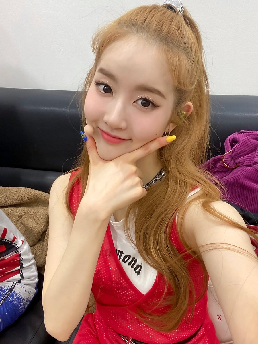 funcytw's tweet image. 𝗙𝗨𝗡𝗖ᅠ✧ᅠ #Lari ᅠ⫿⸙᩠ᅠnewᅠ،ᅠupdɑteᅠ੭ᅠ #𝐓𝐖𝐈𝐍𝐊𝐒_3rd𝗖𝗕𖤣 ᅠ.ᅠ #𝗸𝗻𝗼𝗰𝗸𖡫𝒌𝒏𝒐𝒄𝒌

Más que feliz de ver a mis reinitas hacer su gran regreso, estoy segura que en esta nueva era lo van a hacer tan genial como en el resto. Felicidades. ♡