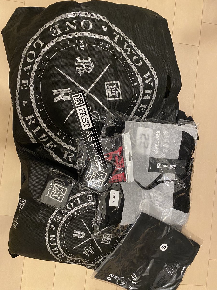去年頼んでたride richが色々届いた🙏
忘れた頃にきたw