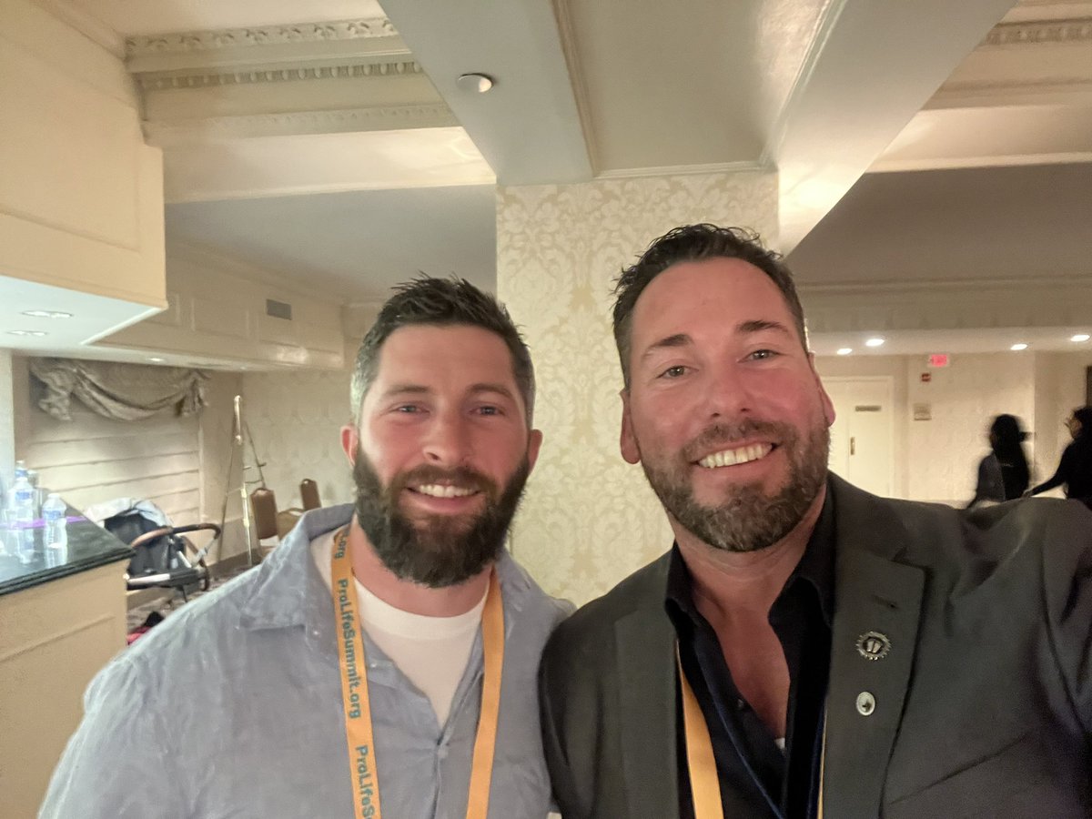 _PeteDeMaio413's tweet image. Shane Winnings and me at the ProLife Summit. Really good Christian dude, husband &amp;amp; father. Check him out on YouTube 
@StudentsforLife @PAforHumanLife @men4lifepodcast #menforlife