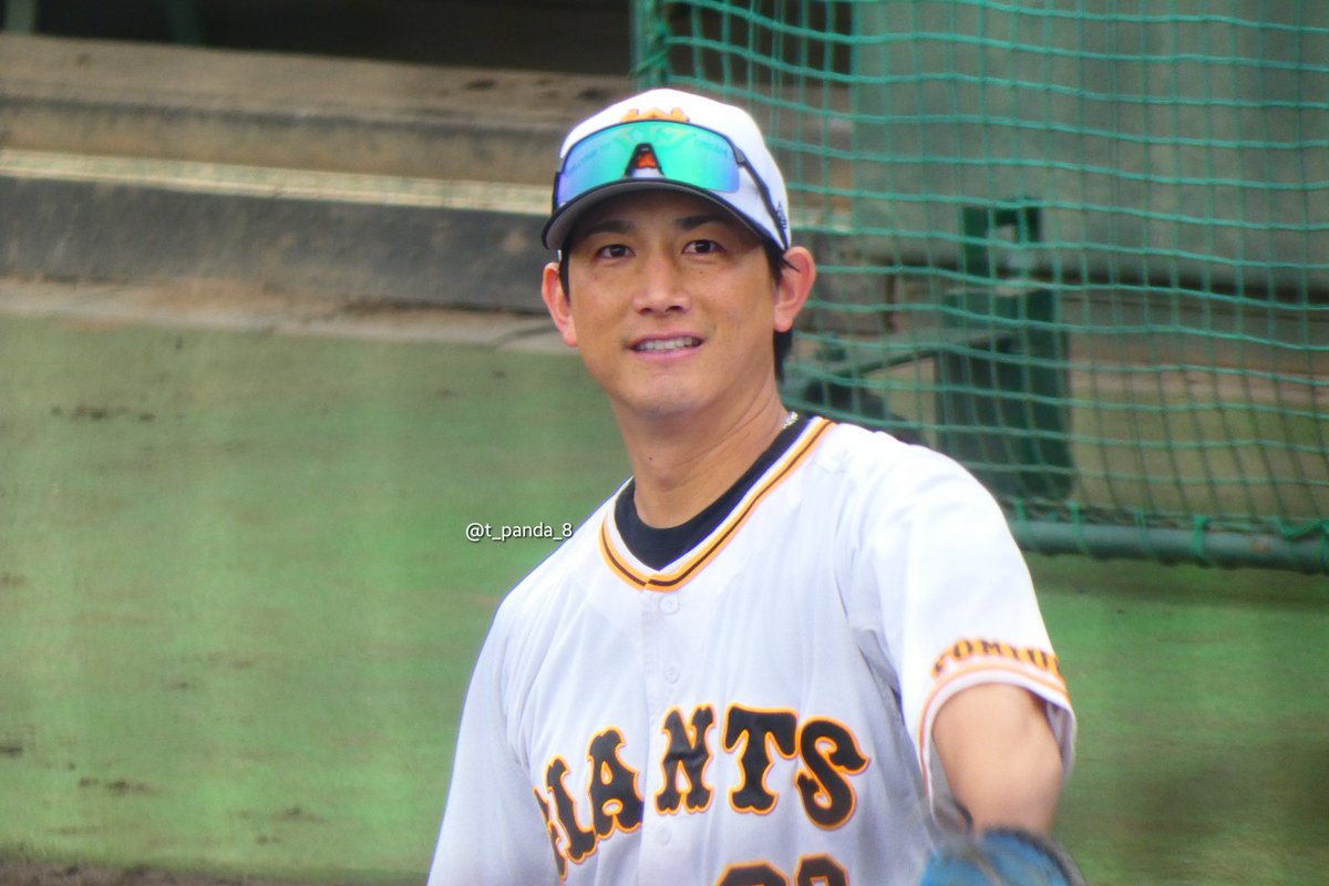 t_panda_8's tweet photo. 2022.10.22 Saturday
.
コバさんpart②。
#小林誠司 #ジャイアンツ球場
#g球場 #読売ジャイアンツ
#ジャイアンツ #読売巨人軍 #巨人
#不屈 #giantsevolution
#G党 #巨人ファン #プロ野球 #野球 https://t.co/3PzZI2kFC6