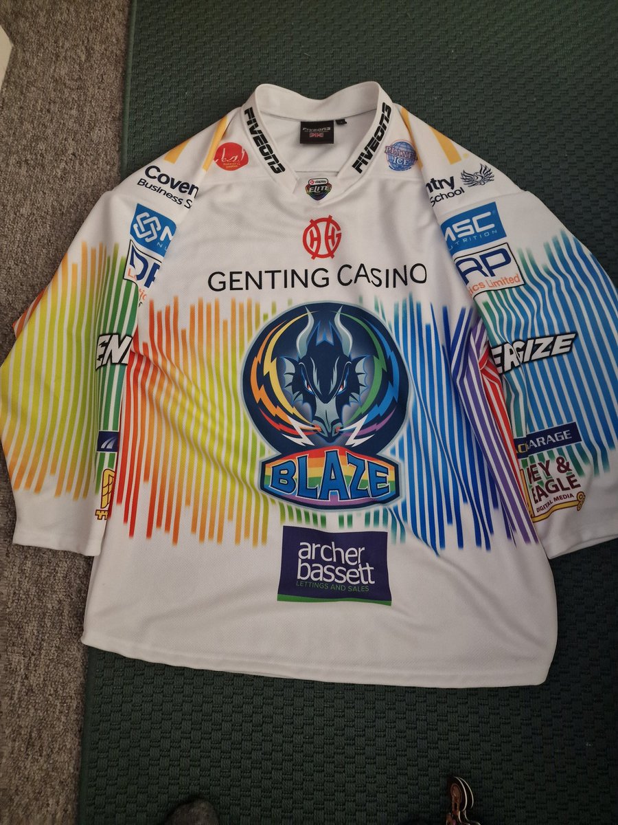 Picked up our <a href="/crosscheckuk/">Cross Check Clothing</a> sponsored <a href="/fiveon3/">Five On 3</a> <a href="/NathanRipley29/">Nathan Ripley</a> <a href="/covblazehockey/">Coventry Blaze 🐲🏒</a> Pride jersey and its a beauty. Future GB star gamer in the bag!