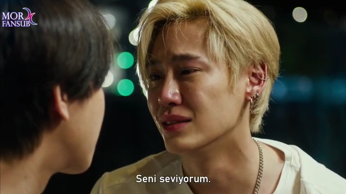 OfffGunnn's tweet photo. Yok bee ne geçi son 1 bölüm kala söylemişsin gayet erken olmuş yanii 
#BetweenUsEP11 
#TeamWin 
#BounPrem https://t.co/QI3C4sl0J0