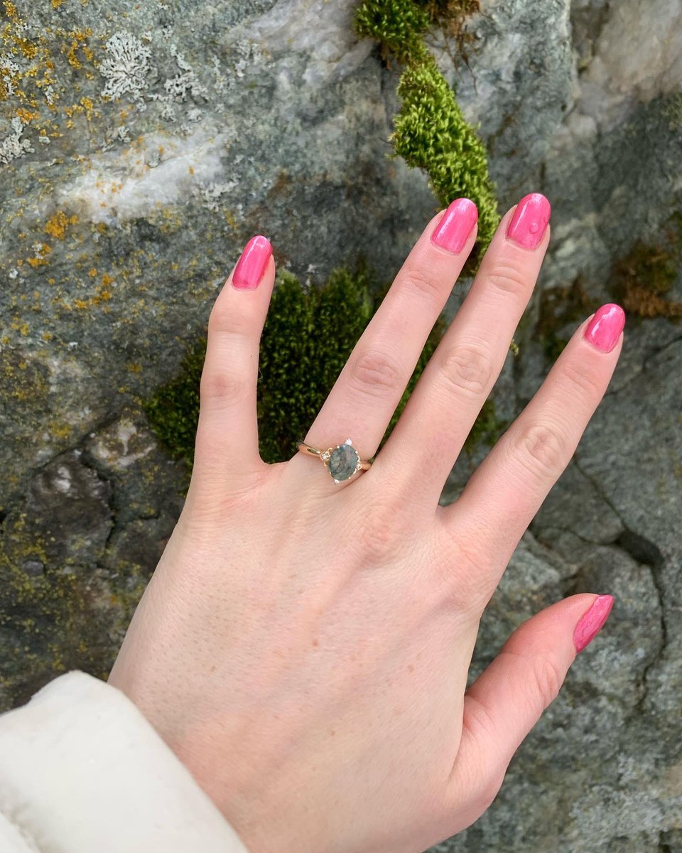 JennaCary1's tweet photo. I am engaged to my very best friend in the whole world!!!!!!🥰😍❤️ I can’t wait to marry this man!!! https://t.co/ASKDj1P3ku