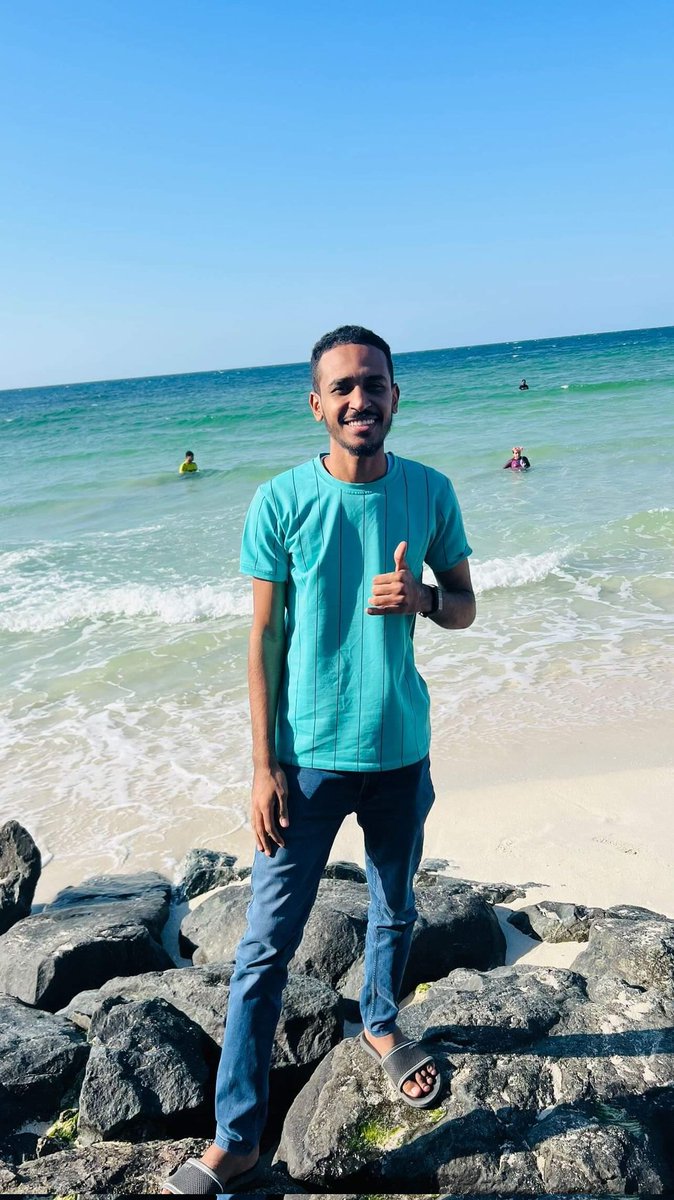 اللهُمّ أيامًا نقول فيها : والروحُ من فَرطِ السرور توهجت ..🖤