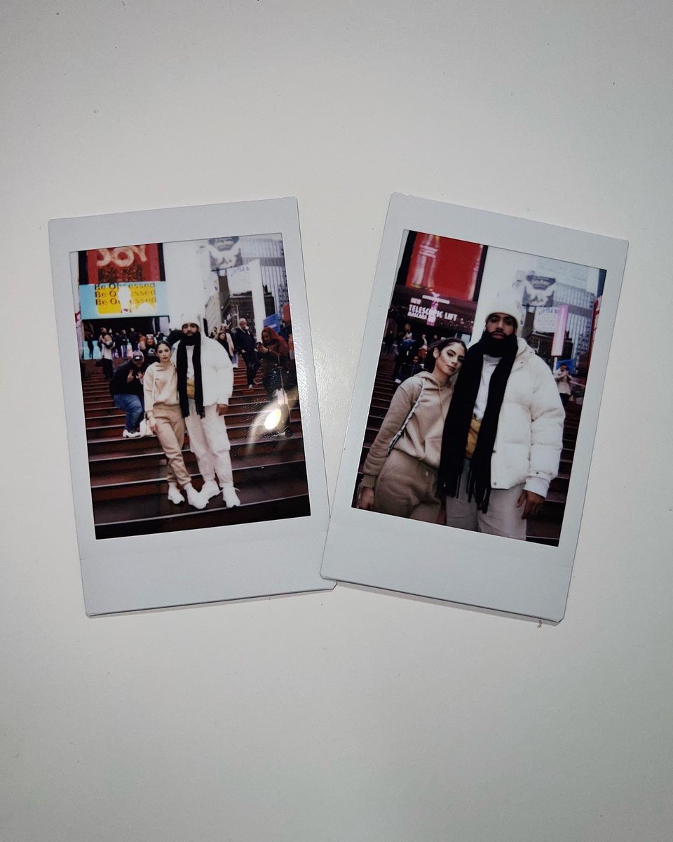 Mon_clova's tweet photo. 🤫🤫🗽 https://t.co/V9nKGZIvbm