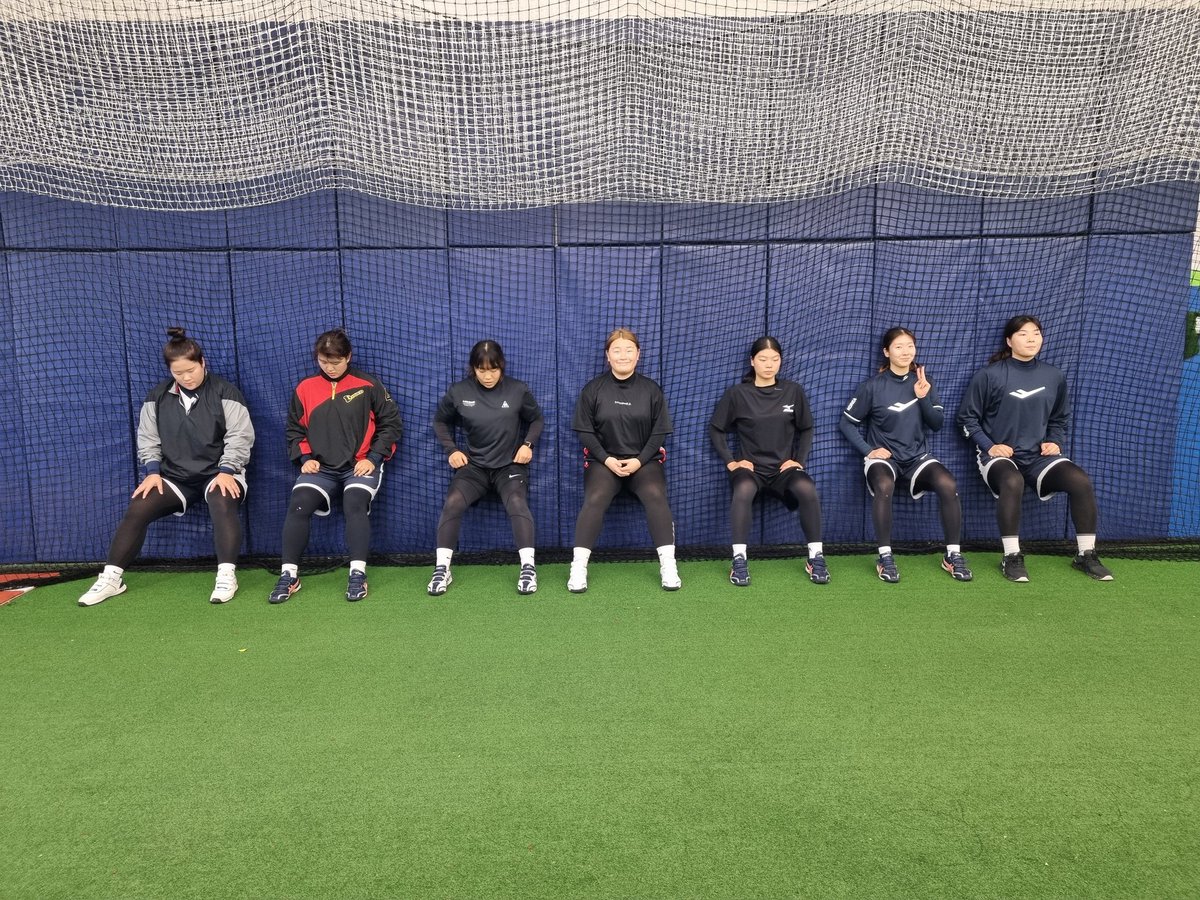 emomo19's tweet photo. アメリカに来て8日目🇺🇸
休みって言う完全休みはないけど
今日は休みだった。
明日からまたがんばろぉ。
あと5日、頑張れば帰れる🇰🇷 https://t.co/WKbt6koQBV