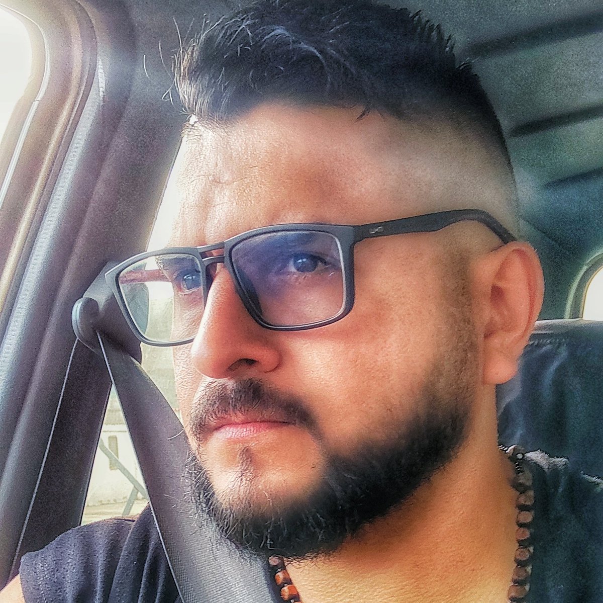 GerardBurgos's tweet photo. #NuevaFotoDePerfil https://t.co/zfNrYr2ANN