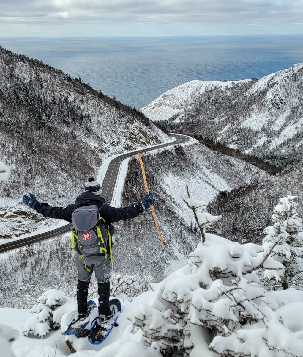 keepexploringCB's tweet photo. A perfect day to be in the woods, so happy that we were able to get in our first snowshoe of the season. We might have to wait a while for our second as more rain, mild weather is in the forecast for this week.
#explorecbwinter #visitcapebreton https://t.co/ZfwR4fGeTD