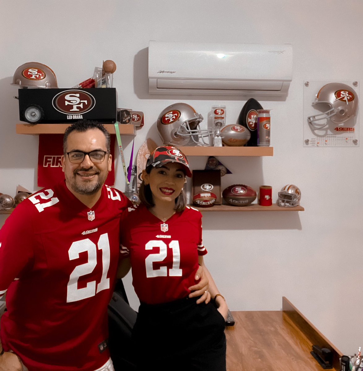led_brasa's tweet photo. #NFLPlayoffsEnTUDN go niners #TUDN https://t.co/eLqOd53mgm