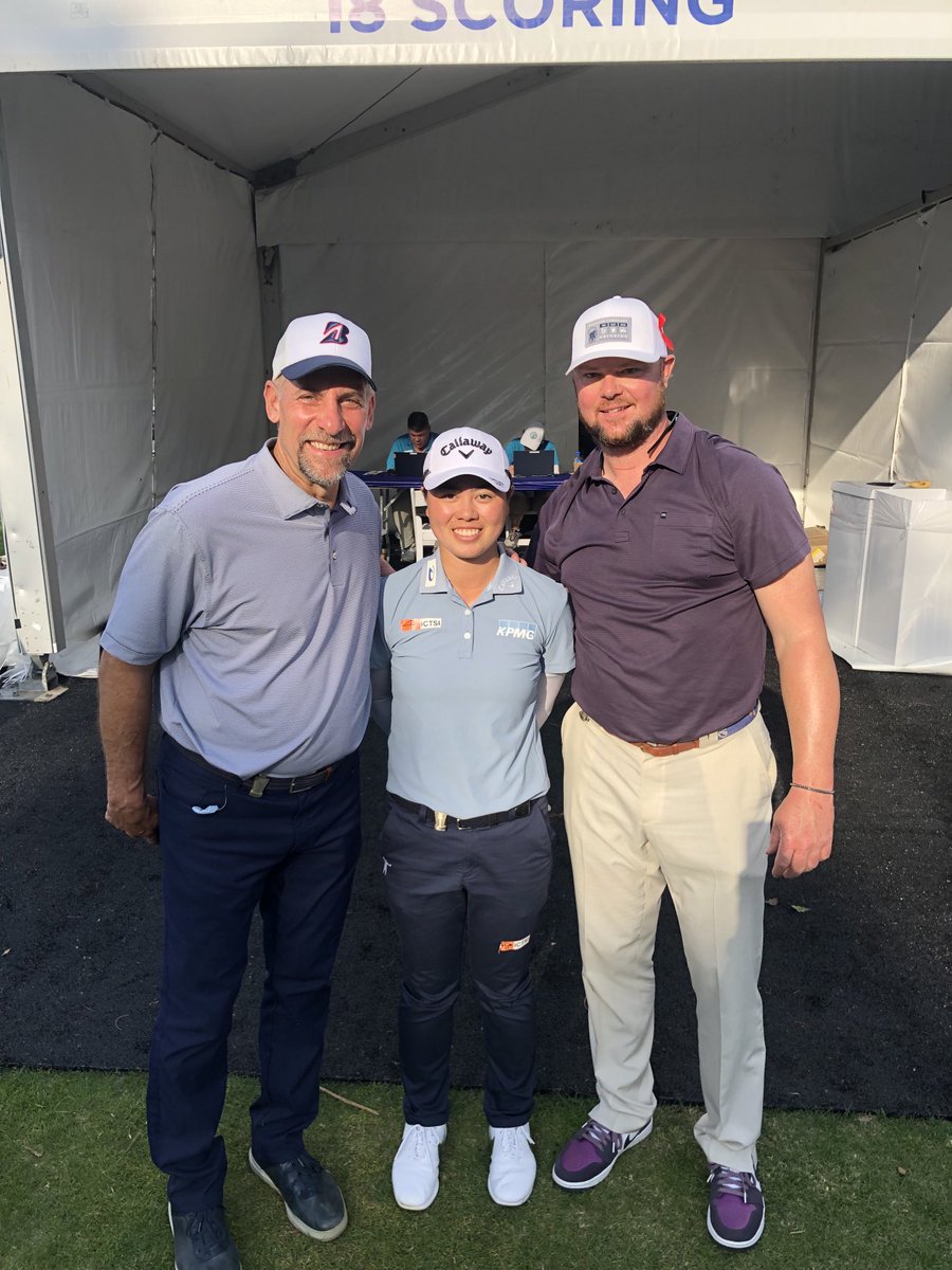 JLester34's tweet image. Scenes from another amazing experience at the @HiltonGrandVac @LPGA #TOC. I remain in awe of how incredible these women are. Had the pleasure of playing with AJ, Buchy, Smoltzy, and @athielen19, also got to catch up with man @TaylorTwellman. #HGVLPGA