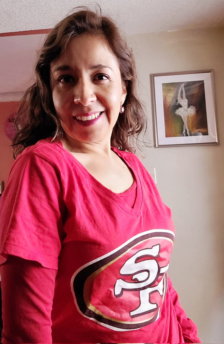 Saludos <a href="/EnriqueBurak/">Enrique Burak</a> <a href="/adevaldes/">Antonio de Valdés</a> <a href="/pepesegarra/">Pepe Segarra</a> 

#NFLPlayoffsEnTUDN