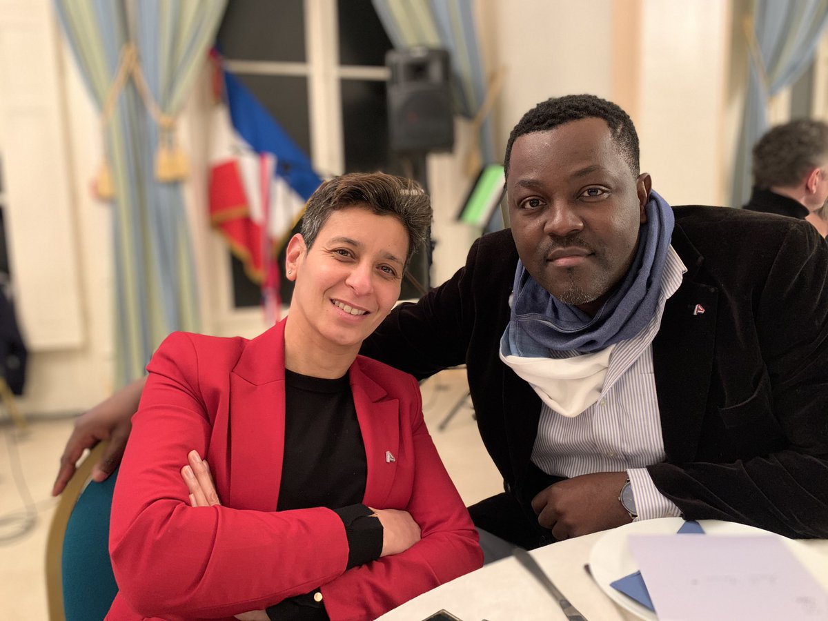 « Plus qu’une association, un état un état d’esprit. »
C’est à l’occasion des vœux 2023 dans à Evreux, que plus de 150 élus de toute la France se sont réunis pour partager un moment de convivialité et de fraternité autour de ce qui nous transcende : La République.