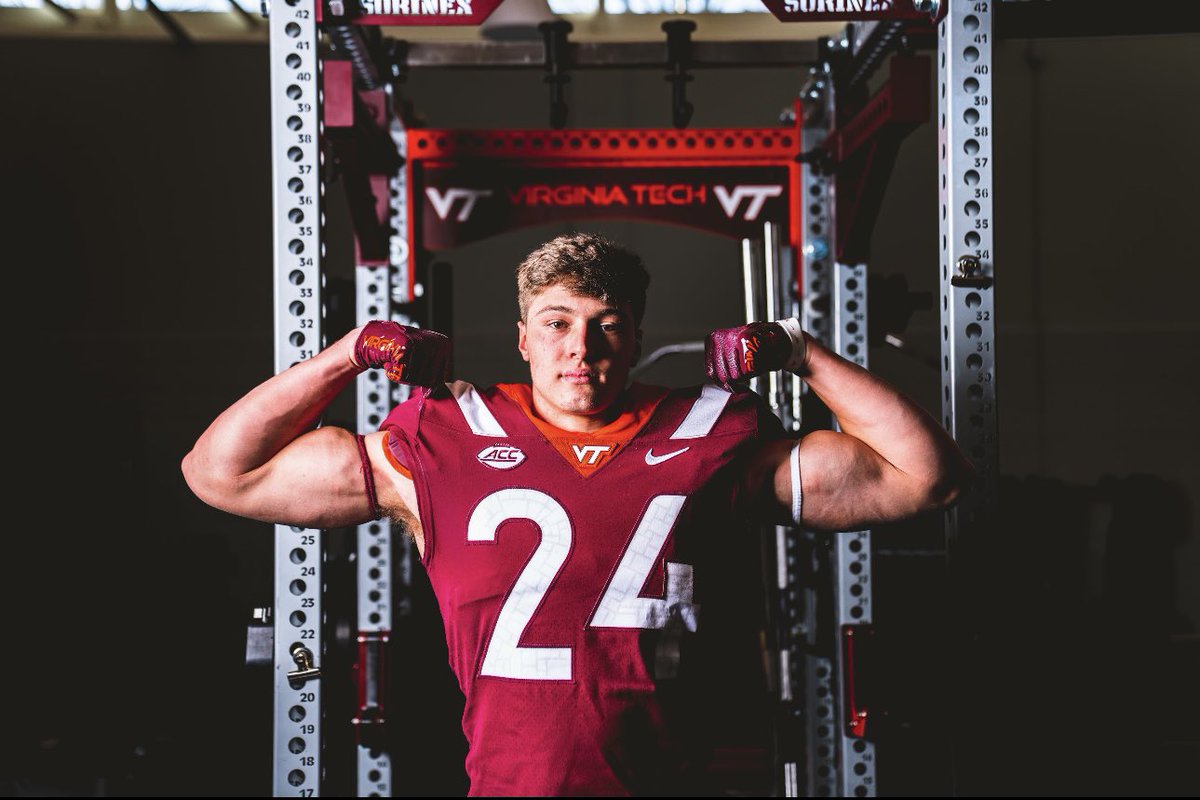 brody_jones10's tweet photo. Had an awesome day at Tech. So glad to call it home. Go Hokies! @HokiesFB @CoachShawnQuinn @Coach_Marve @coachstuholt https://t.co/meUfyGQVj4