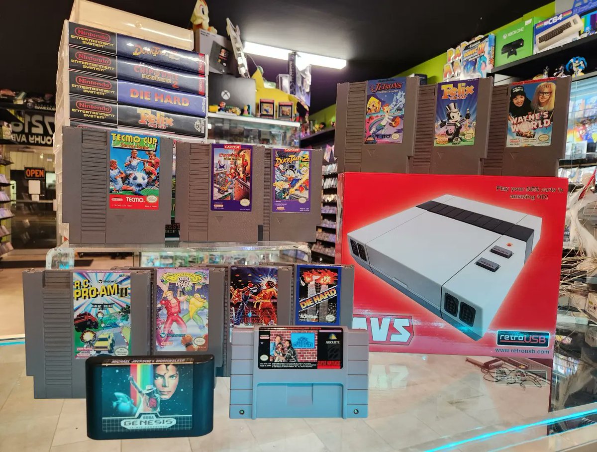 dimension_retro's tweet photo. Was a cold 🥶 day but we bought some 🔥 today ! Sweet selection of Nintendo nes games! A retro USB AVS system one of the best machines to play original nes / Famicom games in HD!
and other Sweet titles.
Everything available next week!
#nintendo #nes #nintendones #retrousb https://t.co/2zgXTyyjes