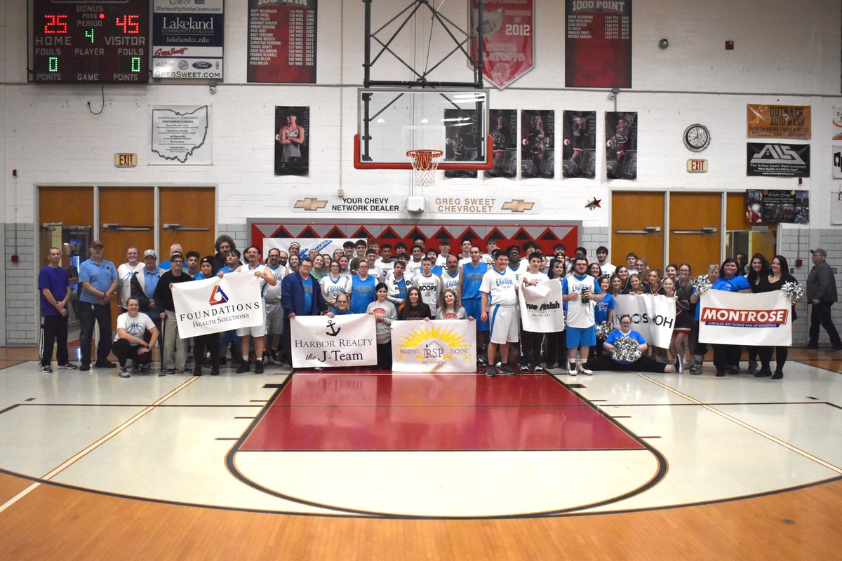 During the 7th Annual Special Olympics Basketball Fundraiser, your Ashtabula Lakers turned up the heat! We would like to thank Edgewood HS and students who hosted the scrimmage and organized an amazing event that raised over $6,500 for Ashtabula County Special Olympics!