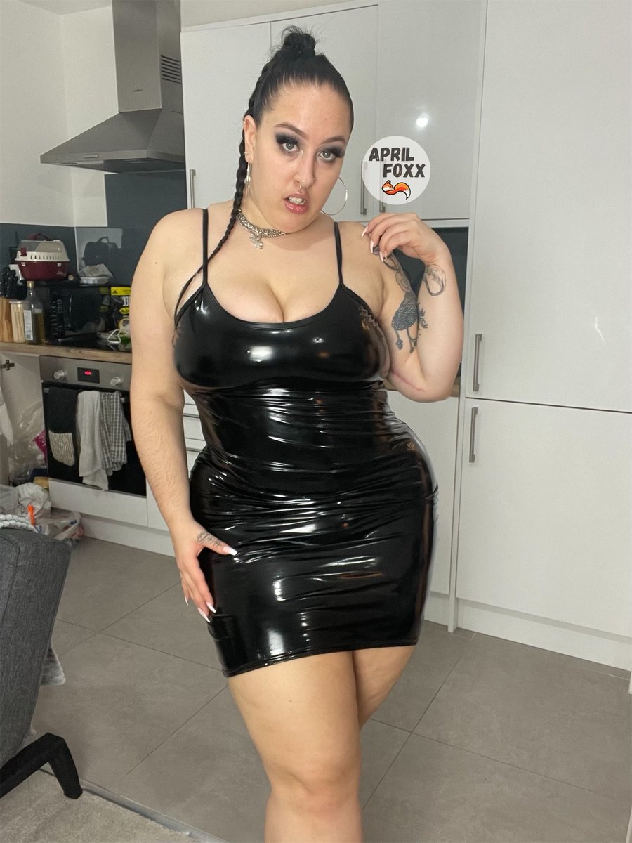 Andie Anderson The Texas🍑 on Twitter: "RT @sooofoxxy: Do you like latex? 😈"