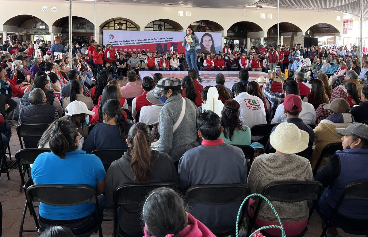 cruz_roa's tweet photo. Caballo que alcanza, GANA. Mexicaltzingo se entrega a la Precandidata @AlejandraDMV. #VamosConTodo 💪🏽 https://t.co/FDf1GLU96G