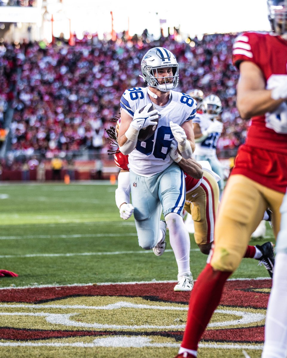 dallascowboys's tweet image. TOUCHDOWN @BinghamBaller9! 🙌

#DALvsSF | #NFLPlayoffs | #DallasCowboys