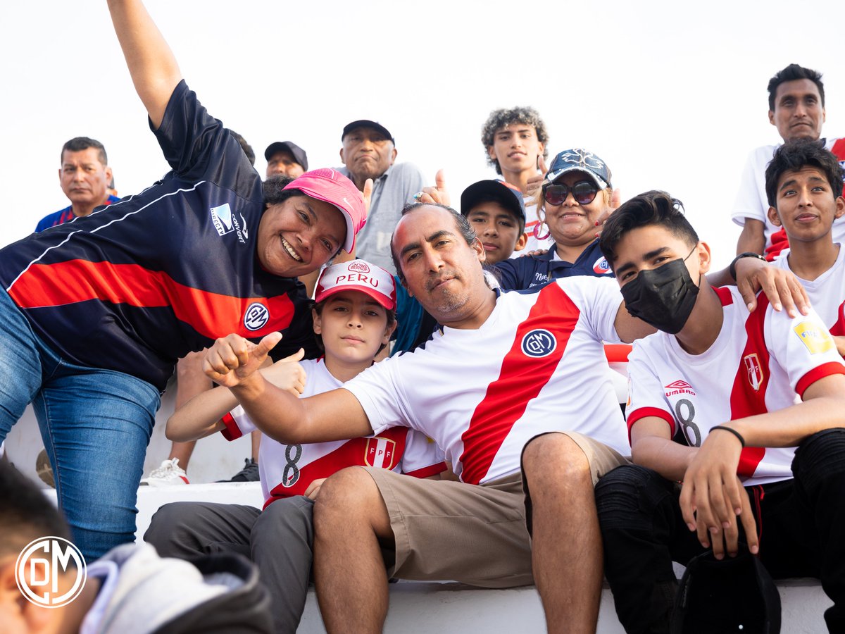 CCDMunicipal's tweet photo. Una semana ha pasado desde nuestra #TardeEdil y no vemos la hora de volver a alentar. 💪🏻
Llevemos y defendamos con orgullo la camiseta más linda de todo el Perú. ⚪🔴
Compra tu Abono Edil 🏟️
https://t.co/BcOcjl6TlD https://t.co/KiZbKcelaj
