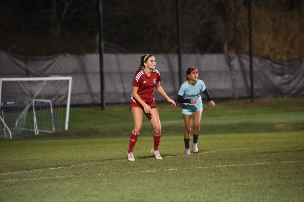 BLynn2023's tweet photo. First spring showcase of the spring season got things started with a BANG! A big 7-1 win for @ChallengeSoccer East 17/18 ECNL-RL! #SeniorYear #Classof2023 https://t.co/qFkWviAJVV