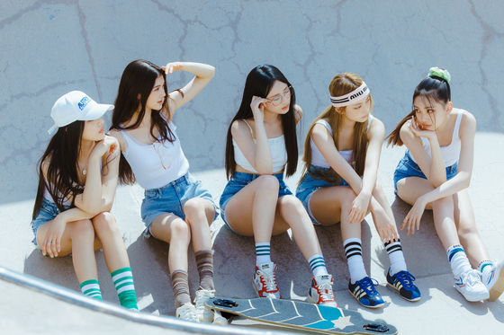pannchoa's tweet photo. Min Heejin claims that NewJeans' success was thanks to her own planning skills, not Hybe
https://t.co/rAE7bmwspG https://t.co/bzympoNnPB