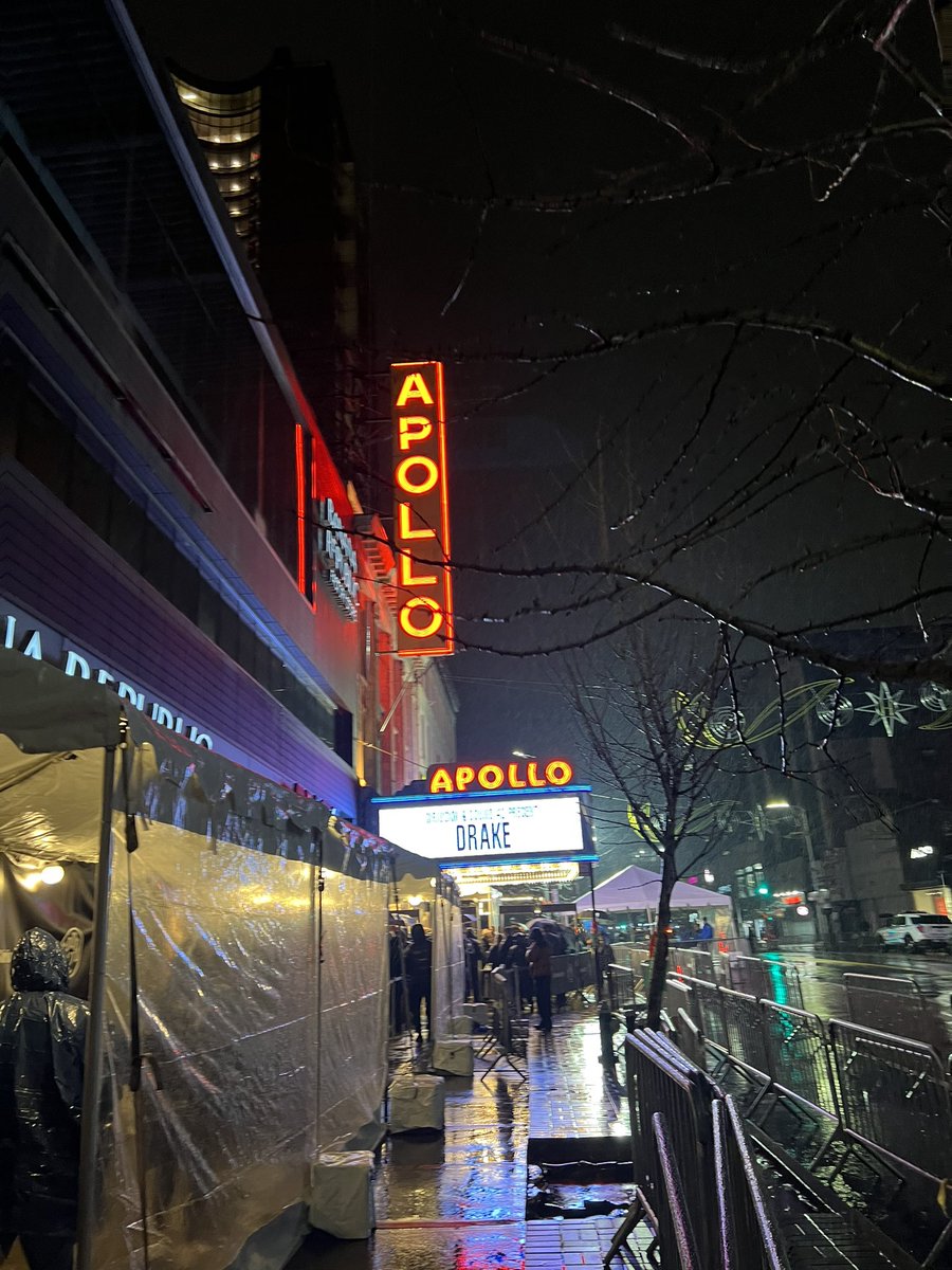 #DrakeApollo
