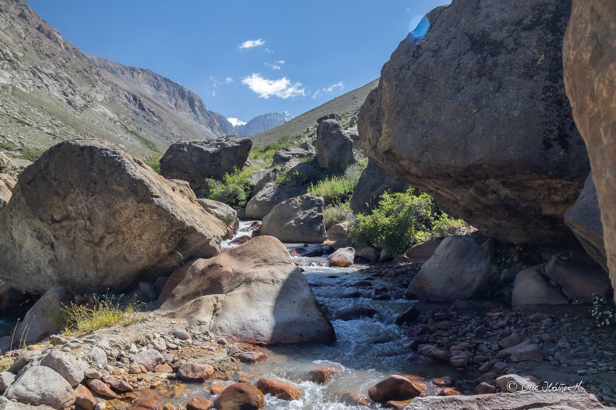 erib1977's tweet photo. Yerba Loca 2023.
#cerro #hiking #naturaleza #Chile #santiago #nature #trekking #photography #travel #landscape #adventure #outdoors #santiagodechile #photo #explore #mountain #fotografia #yerbaloca https://t.co/NhzWFQenZy
