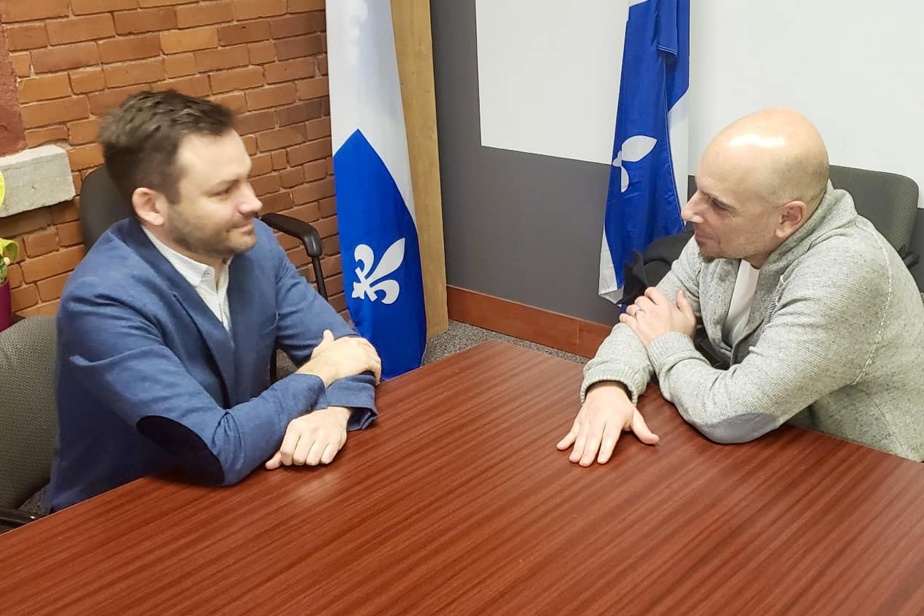 titrespresse's tweet image. (LAPRESSE.CA): #Propos controversés sur les souverainistes | Paul St-Pierre Plamondon accepte les excuses de Sandro Grande : Le chef du parti québécois, Paul St-Pierre Plamondon, a officiellement accepté les excuses de Sandro.. titrespresse.com/5847282212/pro…