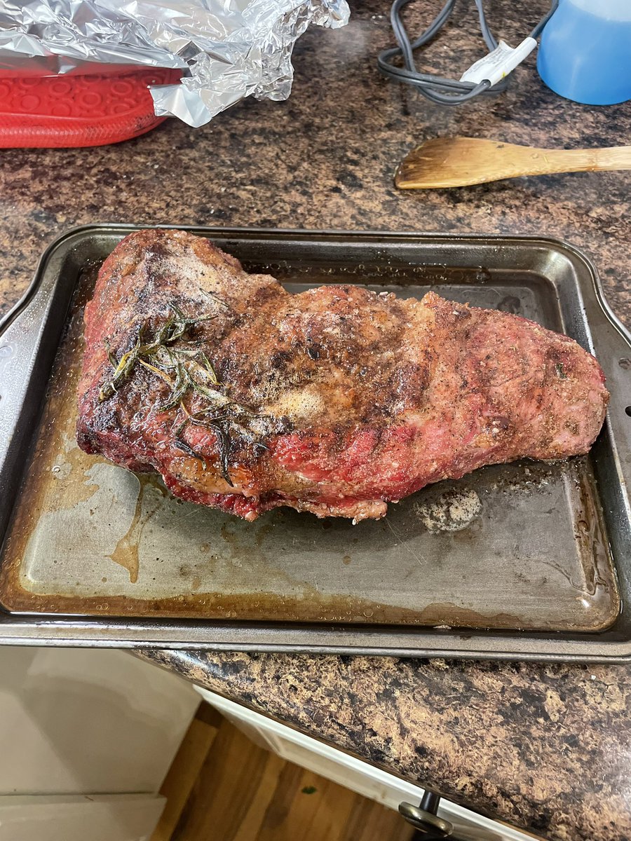 seanmurphy_mtc's tweet image. Smoking a tri-tip may be my favorite way to cook a steak.