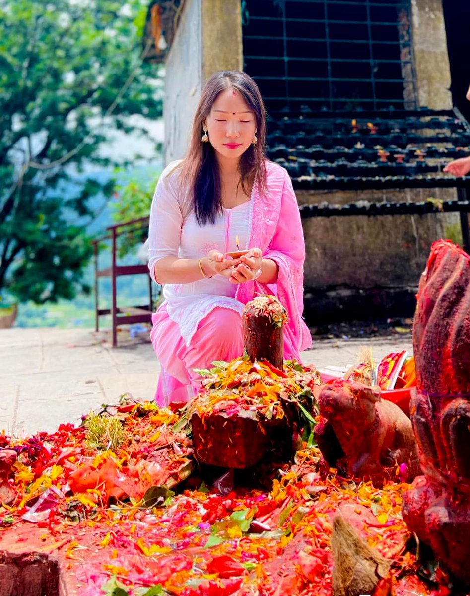 ॐ महामन्त्रय: 
सबको कल्याण हो 🙏🌻🌻🌻