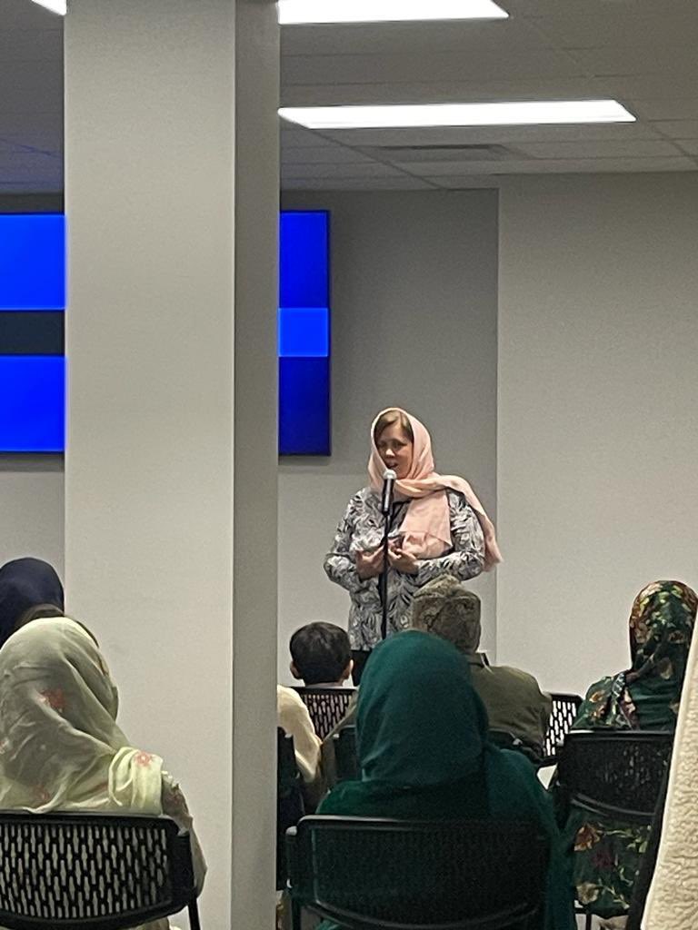 tahirsoofiahmed's tweet image. Great program and attendance of Messenger of Peace program at #Fath-e-Azeem mosque. Thank you State Representative IL Joyce Mason for attending. Your support is unwavering.