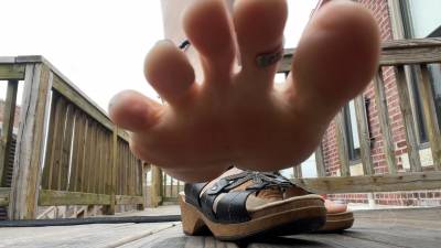 Another Item Sold! Are You an Interactive Doormat or a Perv? iwantclips.com/store/1015597/…
