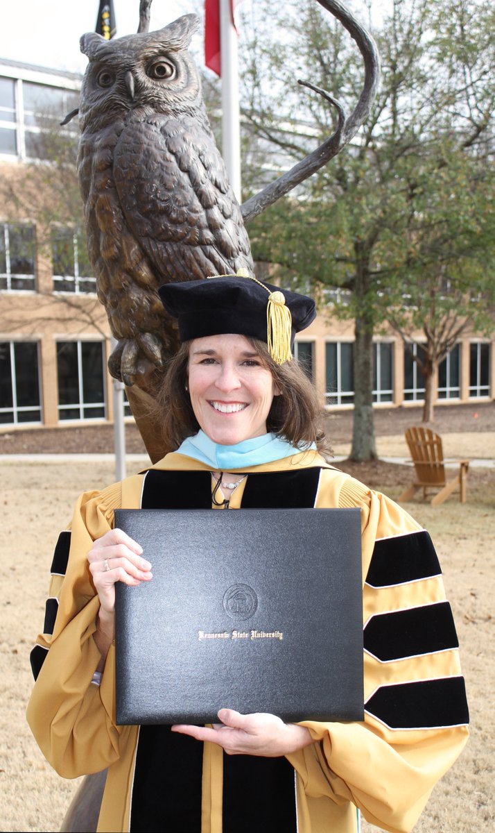 Kate Burton tweet media