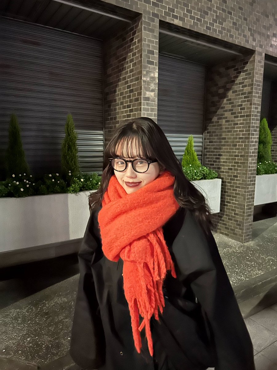 knkns_______'s tweet photo. カラーマフラーやっぱり可愛いな〜 https://t.co/IwHQ1m9cSZ