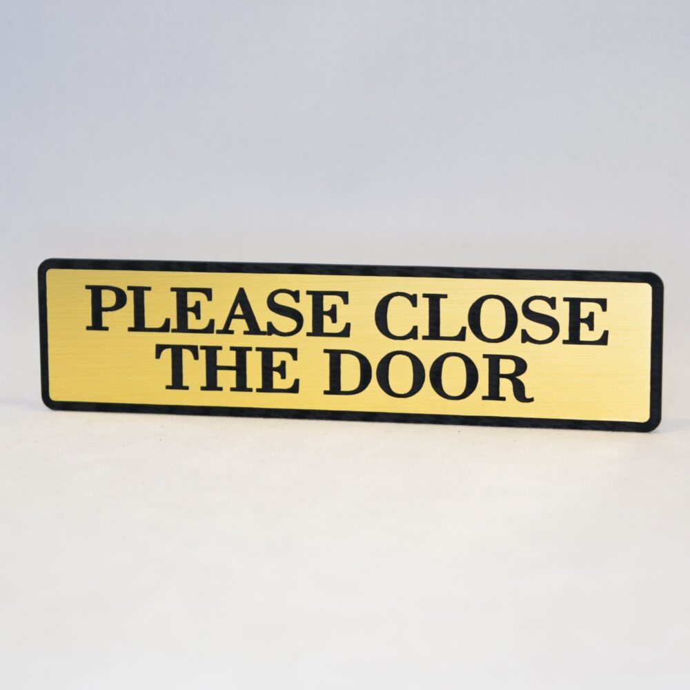 gtlaserltd's tweet photo. #closedoor #clubs #door #engraving #home #leisurecentres #school #sign Please Close The Door Engraved Home,Store Plastic Sign1.5"x 6" https://t.co/hL9Gyn6bow https://t.co/1zAWLQfIWS