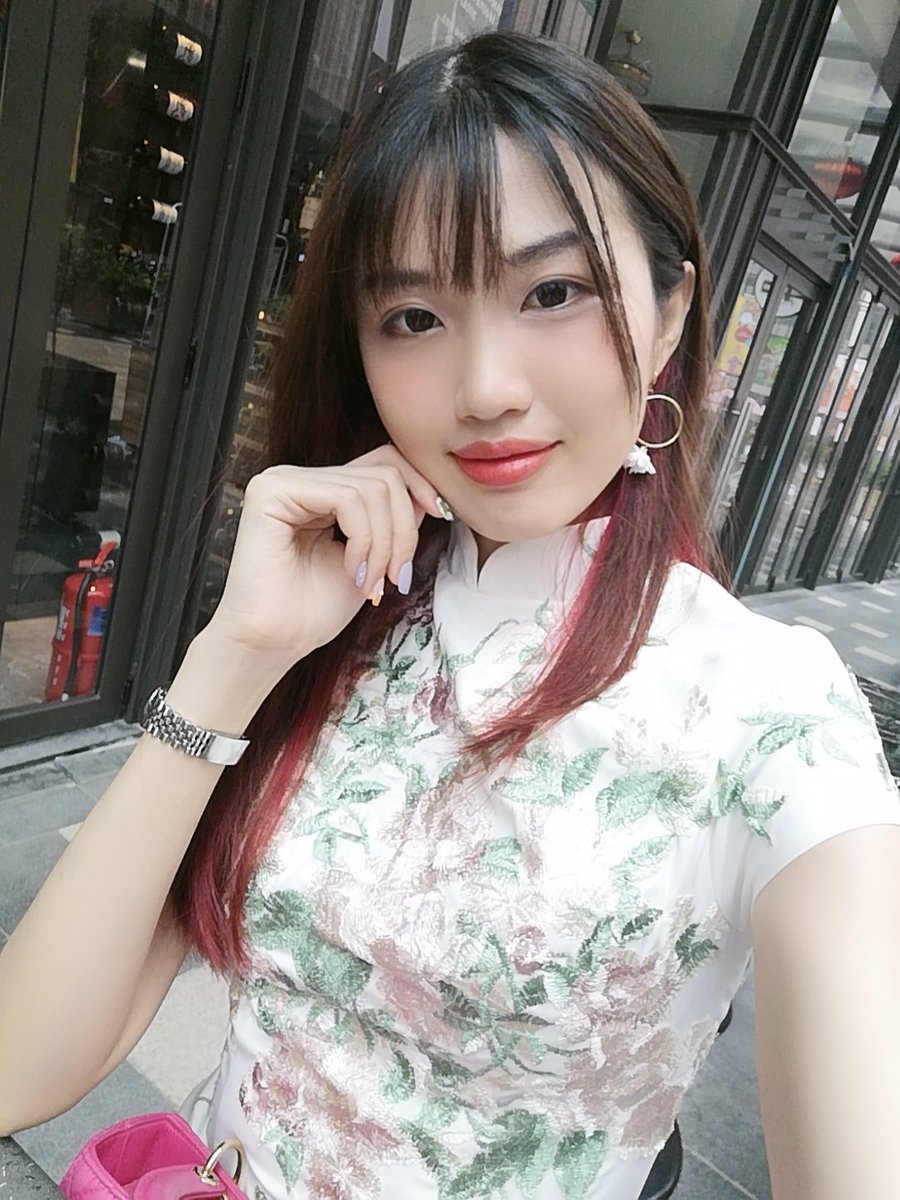 junjunnienie's tweet photo. Happy Lunar New Year everyone! May the Water Rabbit year brings you and your loved ones health and prosperity! https://t.co/vnxWA7d5Qu