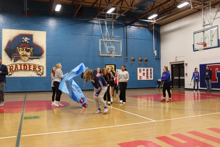 RaidersTMS's tweet photo. Friday was our winter pep rally and awards assembly! 

First up, we recognized our first place girls basketball teams! They are working hard and playing everywhere! Go see them in action!

More assembly updates to come in the next few days! 

#WeRRRaiders #tmshoops https://t.co/2Vg3Ph2ahA