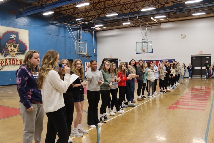 RaidersTMS's tweet photo. Friday was our winter pep rally and awards assembly! 

First up, we recognized our first place girls basketball teams! They are working hard and playing everywhere! Go see them in action!

More assembly updates to come in the next few days! 

#WeRRRaiders #tmshoops https://t.co/2Vg3Ph2ahA