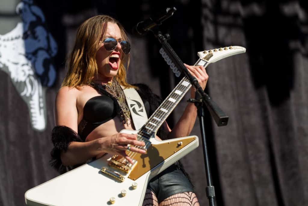 #Flashback to 2015 and @Halestorm  singer @LzzyHale  first visit to the #podcast! 

https://t.co/9NGv7UBqwO https://t.co/HSBnmq3IrJ