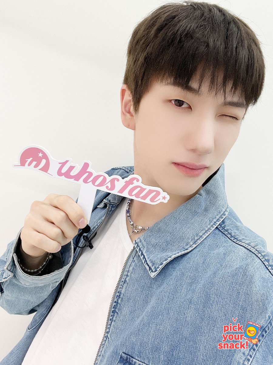 Whosfan_Ofcl's tweet photo. 🍿 #Whosfan #PickYourSnack

온 세상 glowing glowing하게 만든 저스트비 비주얼✨
근데 이 미모 뒤에 라이어가 숨어있다고❓❗

🎬PICK YOUR SNACK! 시청하기
▶https://t.co/PqjszpOFHr

JUST B 사인 폴라로이드 받기👇
🔗https://t.co/sM67ts3ZPp

@JUSTB_Official #저스트비 #JUSTB https://t.co/WA9rThMsQC
