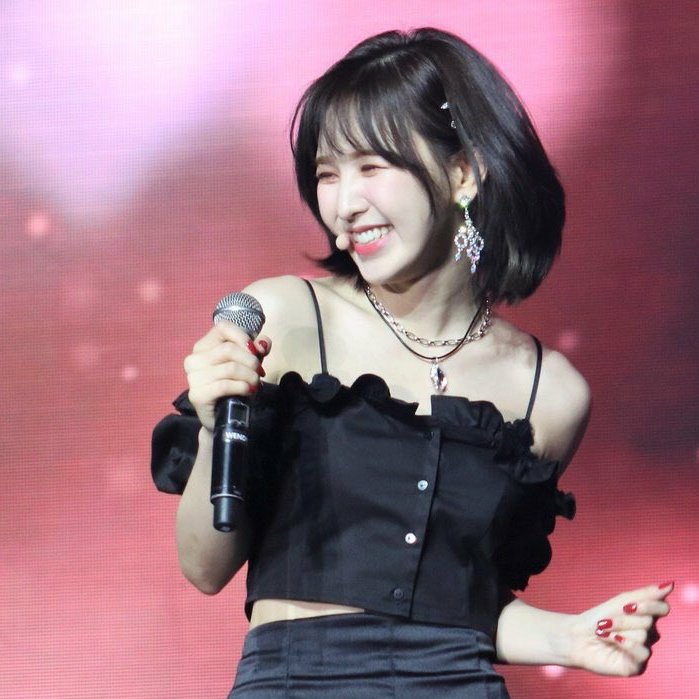 aboutssw's tweet photo. son seungwan has the most precious smile https://t.co/rLt3JLBSdh