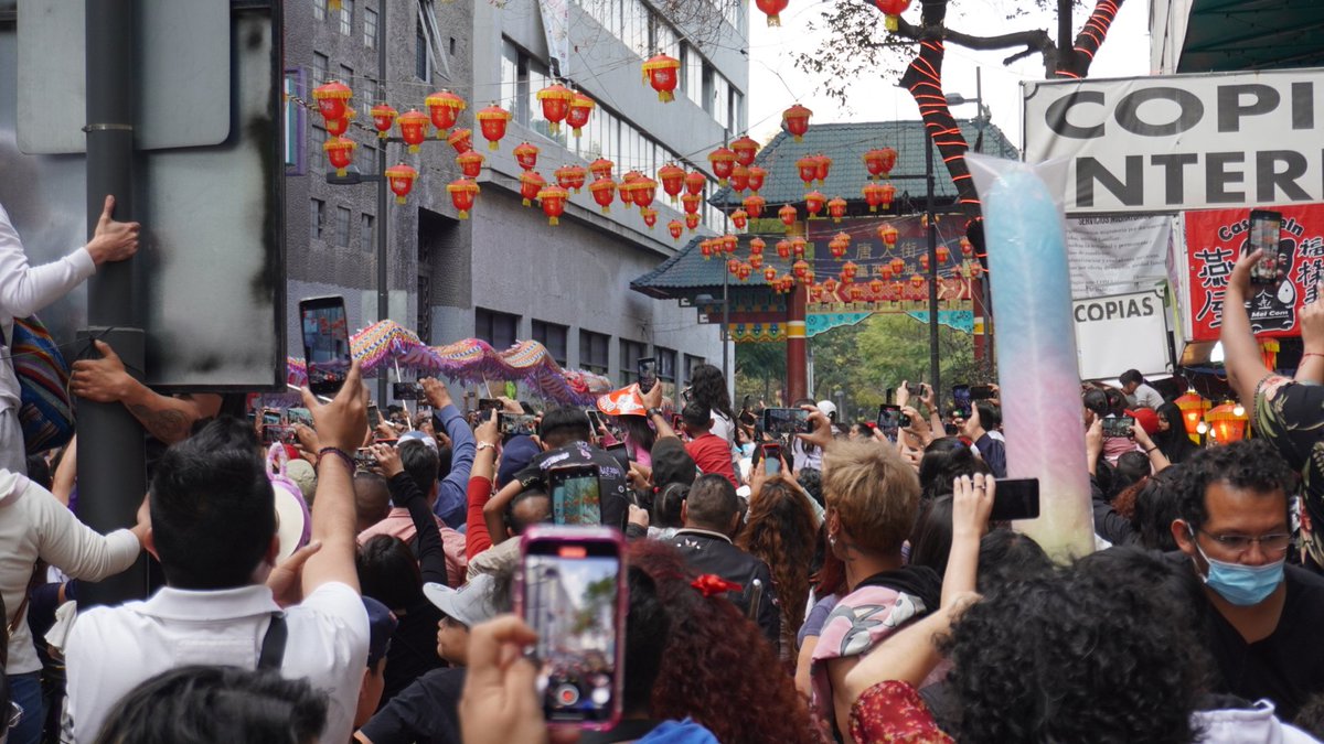 thejanalist's tweet photo. On my first trip to Mexico and witnessing the nation enthusiastically welcome the Year of the Rabbit on Jan 22 in #BarrioChino. Contagious, I must say. #AnoNuevoChino2023 #Cunejo https://t.co/TqHuBfD7G8
