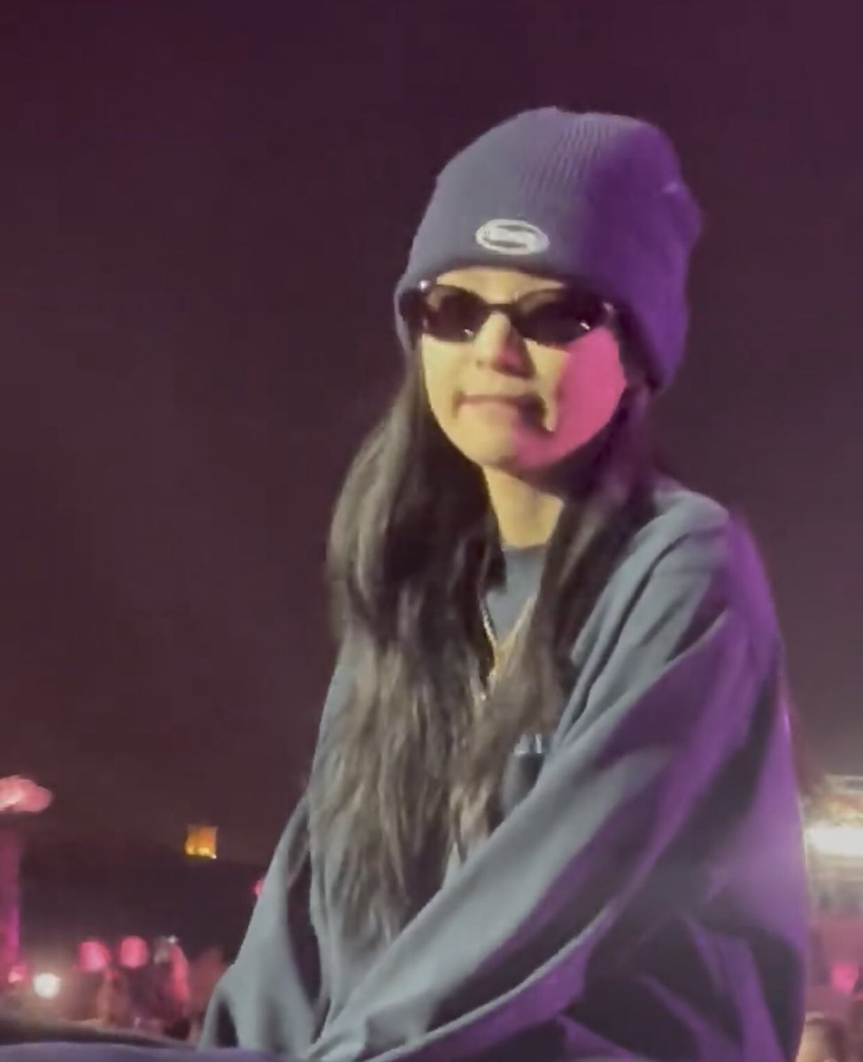 jennie pics tweet media