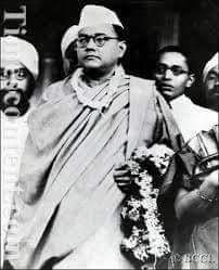 RashmiRekhaRath's tweet photo. Today is the Birth Day of Netaji Subas Chandra Bose &amp; Veera Surendra Sae:my heartiest tributes to these great souls &amp; freedom fighters💐💐🙏🙏 happy #Deshpremdivas to you all https://t.co/MQoKxdbEj9