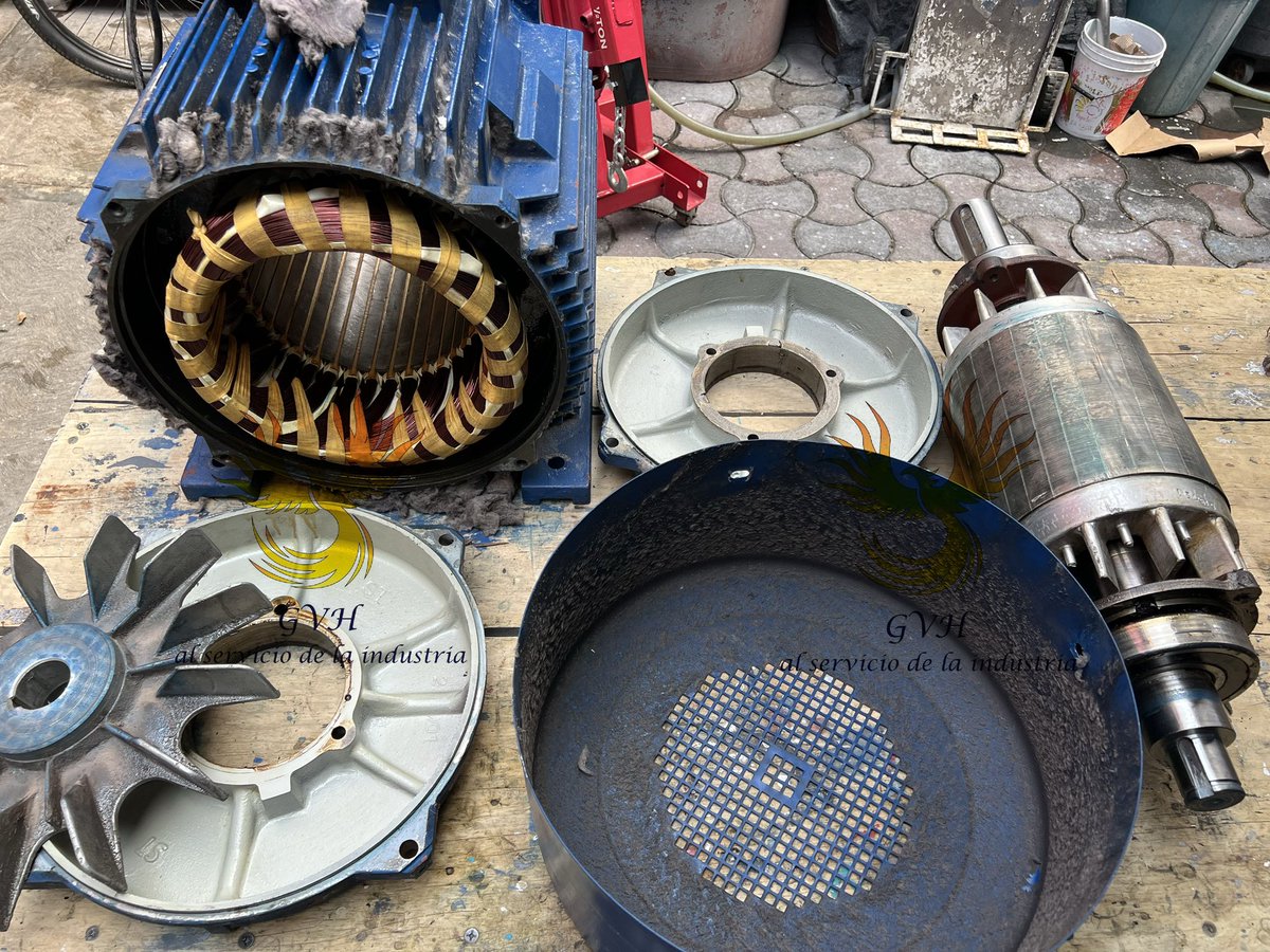 EmbobinadoGVH's tweet photo. Mantenimiento preventivo a motor trifásico marca Felm de 61 Kw. #serviciogvh #mantenimientopreventivo #felm #motortrifasico #embobinado #motoreselectricos #reparacionmotorelectrico https://t.co/DWFYl7rccX