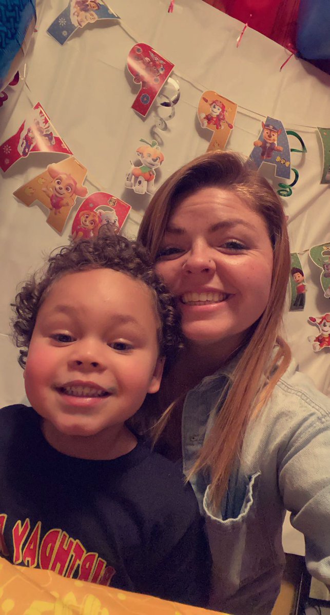 kayharks's tweet photo. @ThomasRhett My boys 5th birthday 🥰🥳 https://t.co/AYM8Erz7Wy