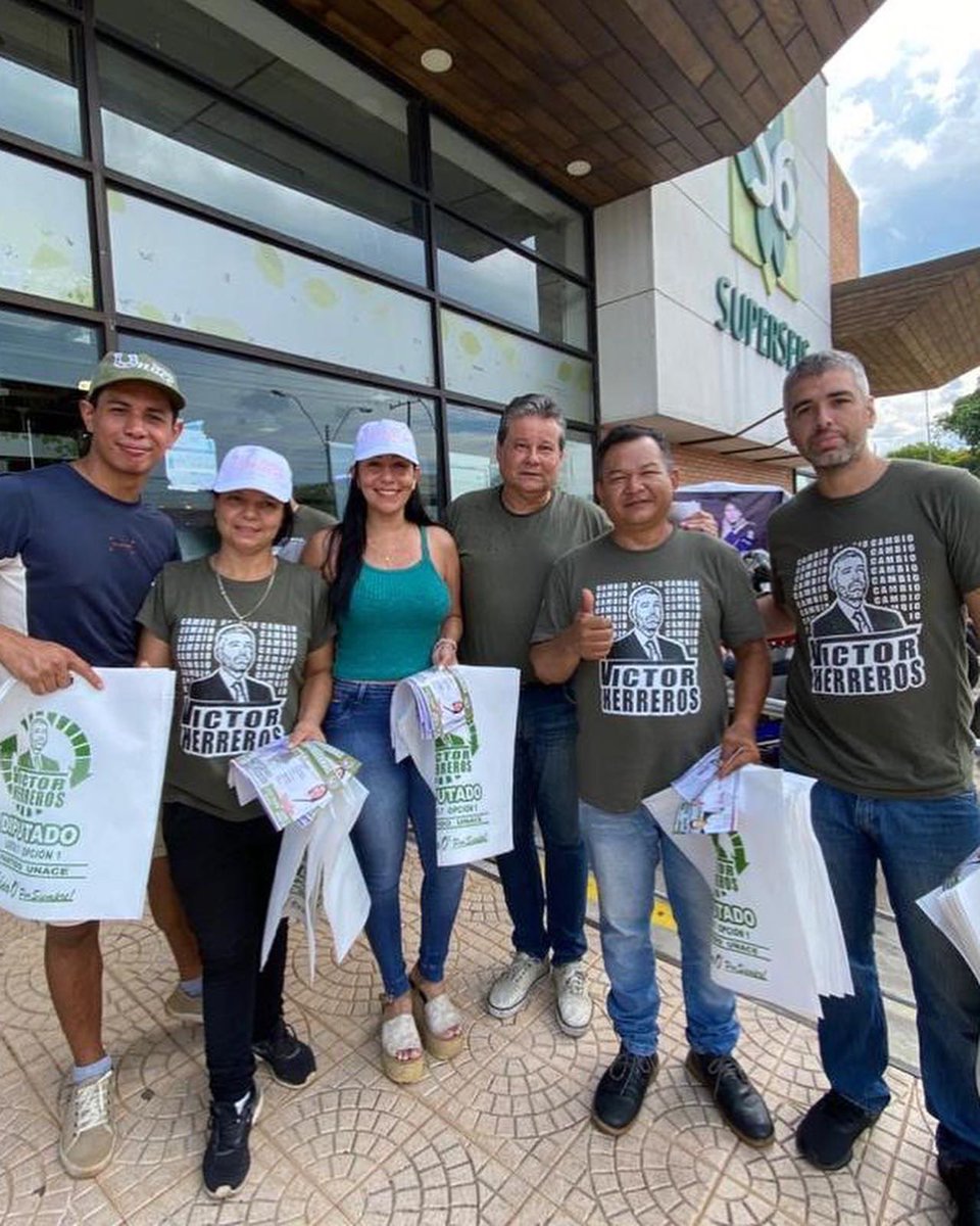 VictorHerrerosG's tweet photo. Hoy #villeta fue #unace!! Trabajamos fuerte en el cambio y la meta!! @VictorHerrerosG diputado por central!! https://t.co/52G1bx1vhn