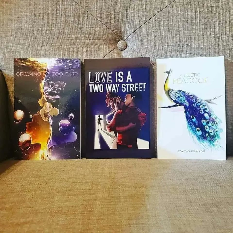 donna_author's tweet photo. Well, I did it. I have 3 published books under my literary belt and currently writing my 4th.  Order your autographed copies &amp; merchandise from my webpage https://t.co/kHYgaSexeu or 

#AuthorDonnaDee 
#GrowingUpTooFast 
#LoveIsATwoWayStreet 
#APoeticPeacock https://t.co/xAcgu634OS