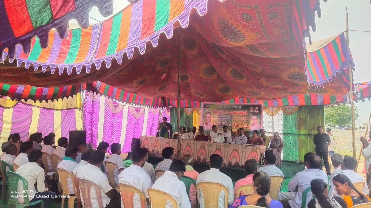 Horti_Athmakur's tweet photo. We conducted Oilpalm plantation programmein the presence of Honourable MLA Sri.Dr.Gadari Kishore Kumar garu atAddgudur ma Laxmidevikalva (vi)To this programmeOur TS Oilfed chairman Sri Kancharla Rama KrishnaReddy garu,MD TS Oilfed,DHSO,DAO,ADA Alair,HO,Mao attendd @Collector_YDR https://t.co/NN34HxD8Tb