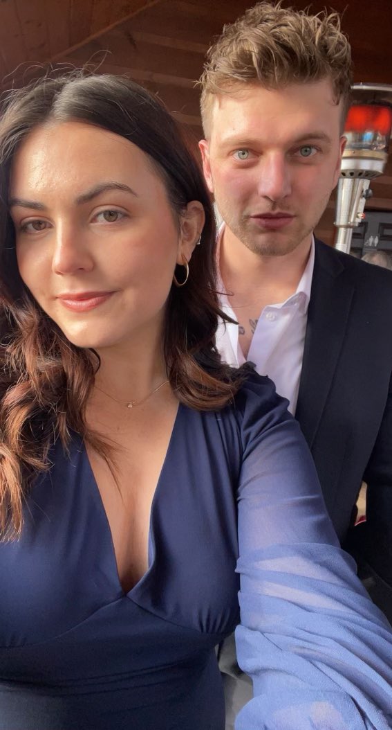 440Litten's tweet photo. Invite me to your wedding so I can keep seeing Michelle in a dress https://t.co/Ygsg8TF5JN